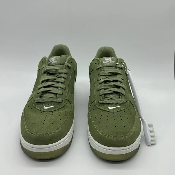 Nike Air Force 1 Low Retro Men's DV0785-300 Oil Green/Summit NWOB and Defects - Picture 3 of 5